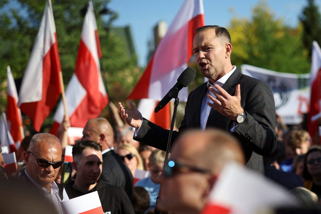 MAGA vs. Pride in Poland Vote